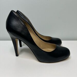 Aldo Black Leather High Heels Pumps Stiletto Size 9 Round Toe 4 Inch Heel